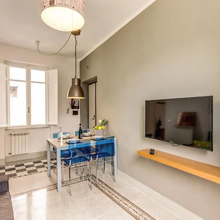 Apartment Monti Coliseum Rom